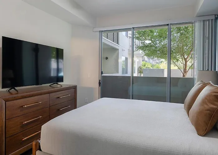 Landing Stylish 1bd Gym Clubhouse