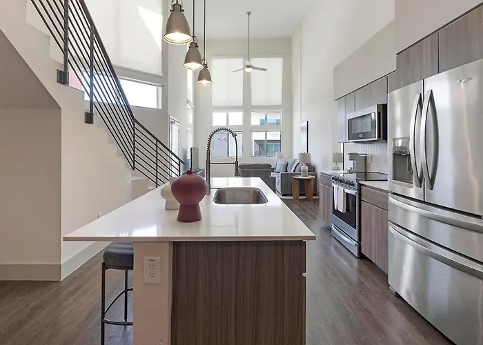 Landing Stylish 1bd Gym Clubhouse Apartment *