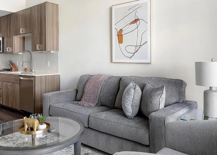 Landing Stylish 1bd Gym Clubhouse Apartment